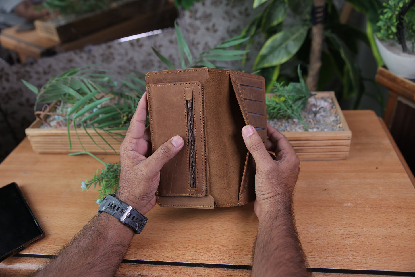 Bi-Fold Long Wallet, Crazy Horse Leather, Mobile Pocket, Card Slots, Light Brown. RR-162